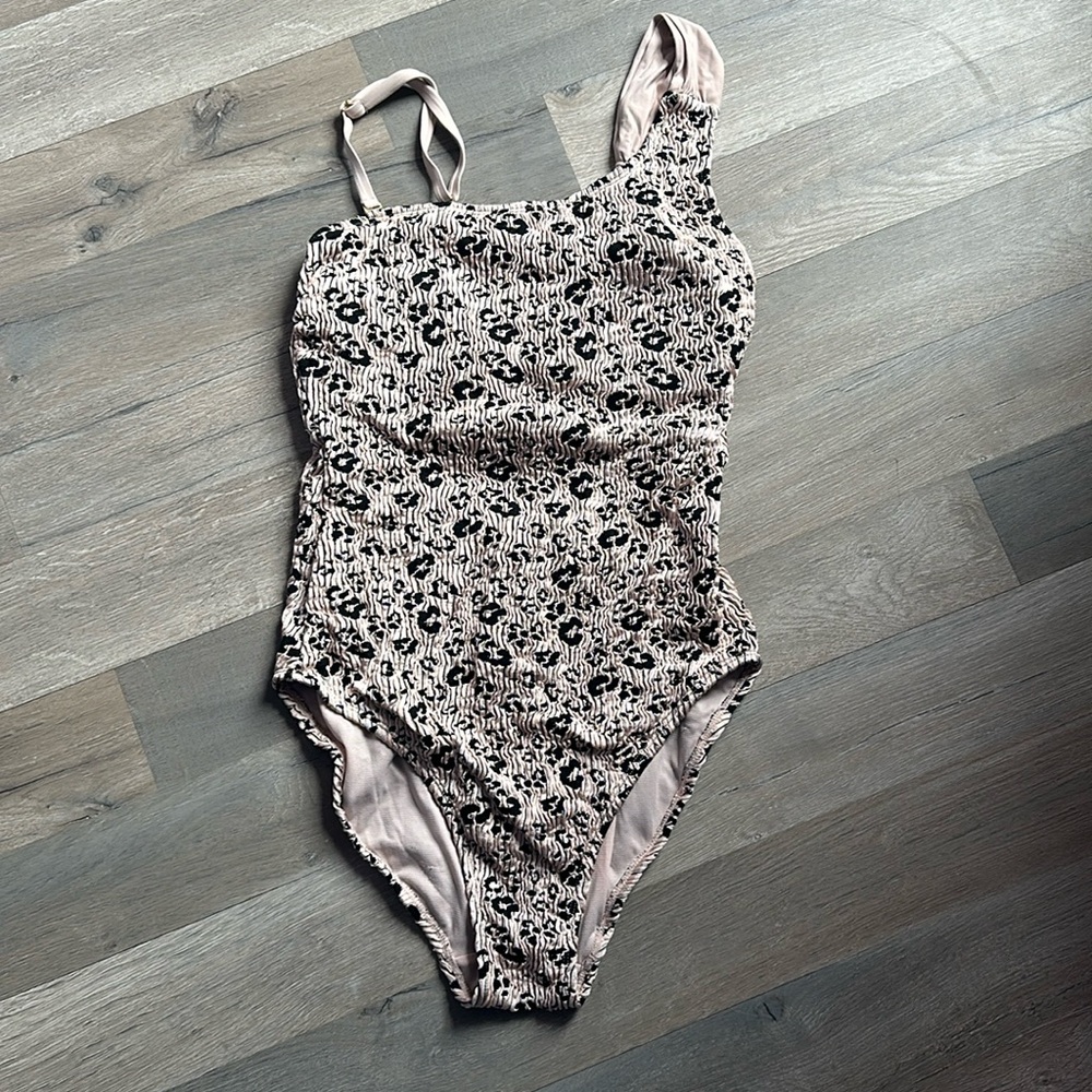 one pice swim suit